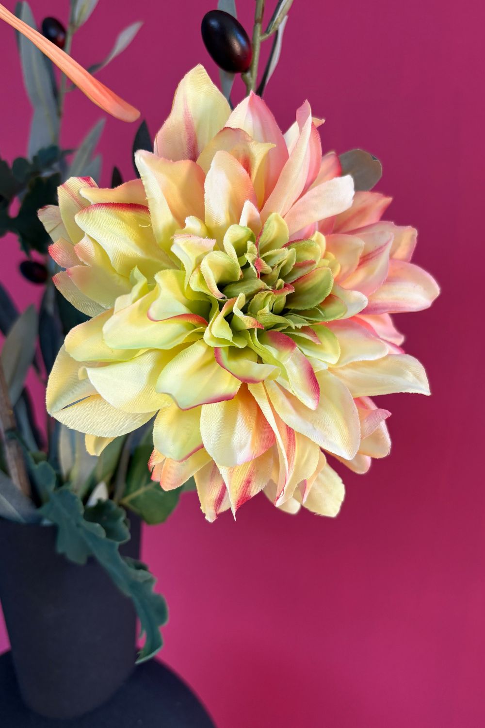 details 2 Kunstblumenstrauß Blooms and Branch