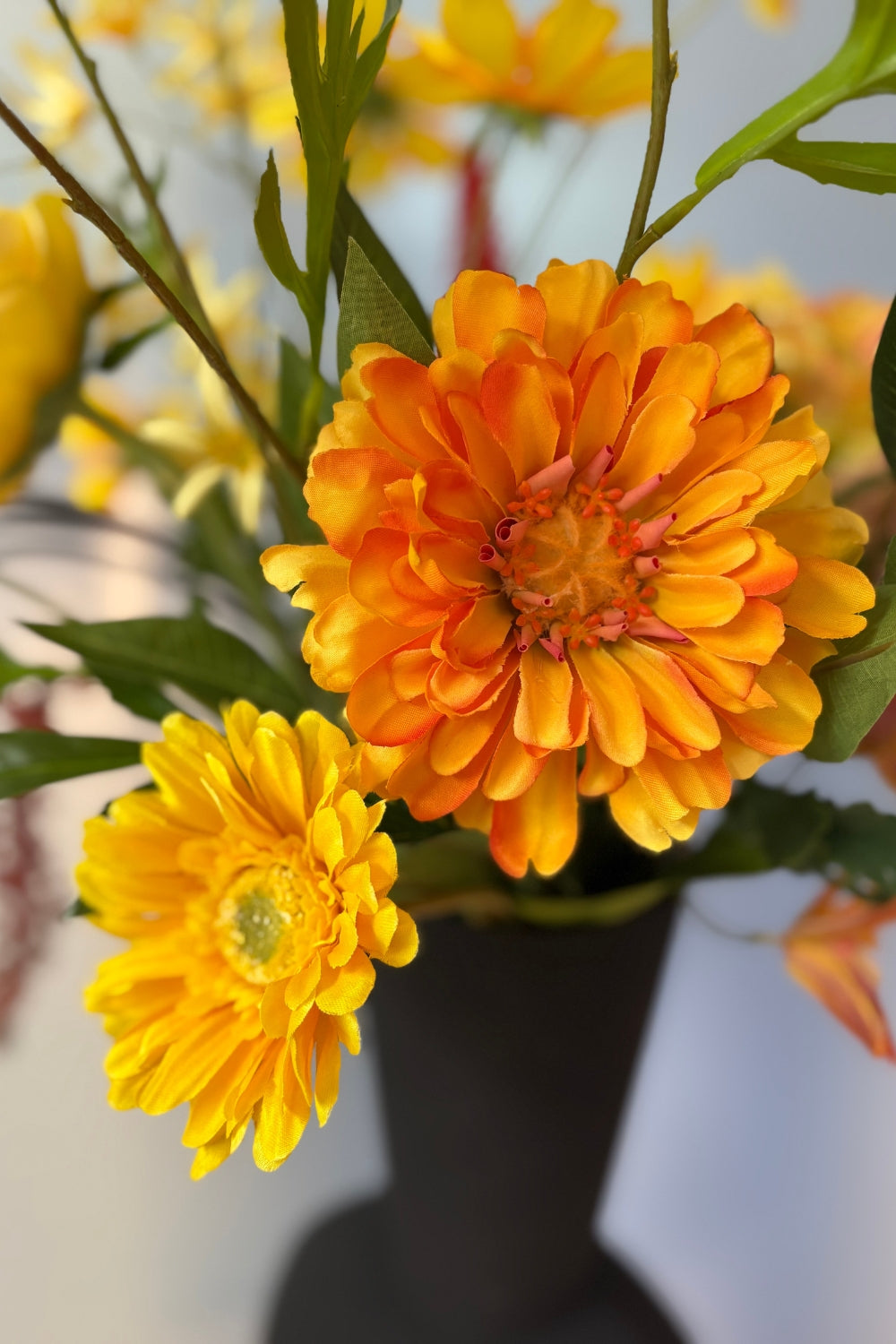 details 2 Kunstblumenstrauß Vivid Vibes