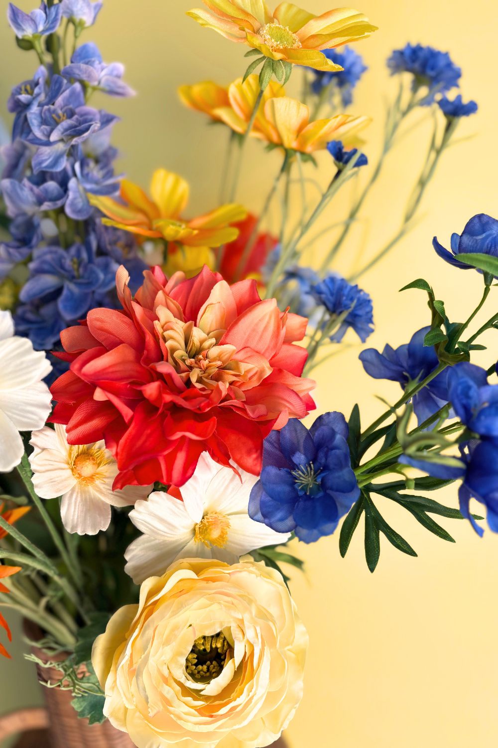 details 2 Kunstblumenstrauß Bright Breeze