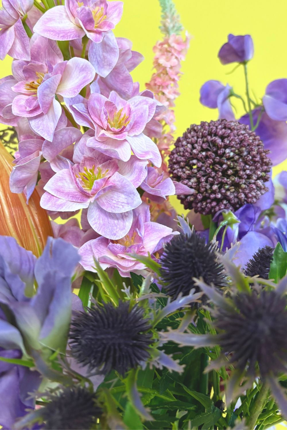 details 3 Kunstblumenstrauß Purple Paradise