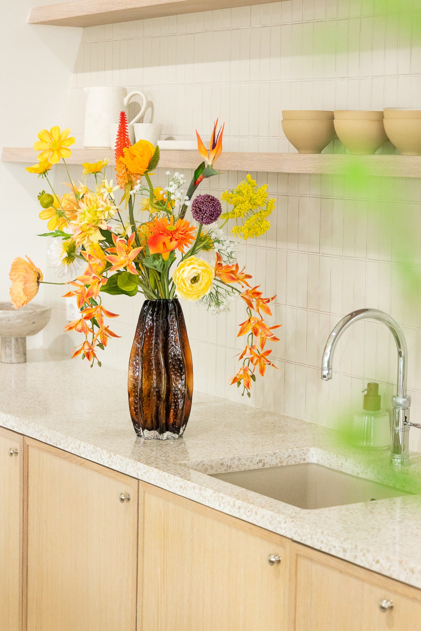 Kunstblumenstrauß Orange Oasis