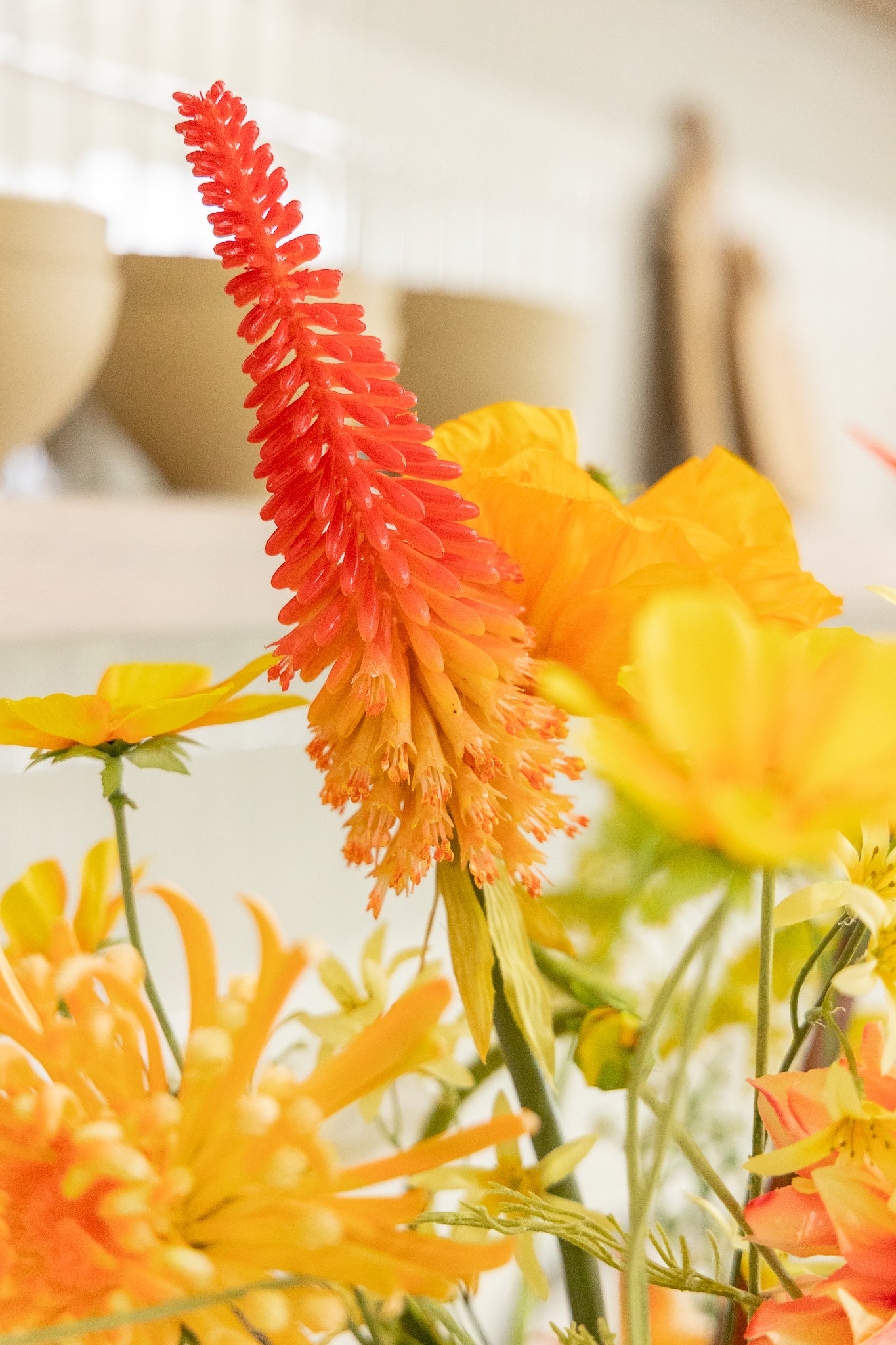 Kunstblumenstrauß Orange Oasis